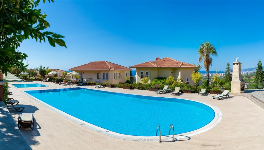 Goldcity'de  3+1 Ortak Havuzlu Villa-10