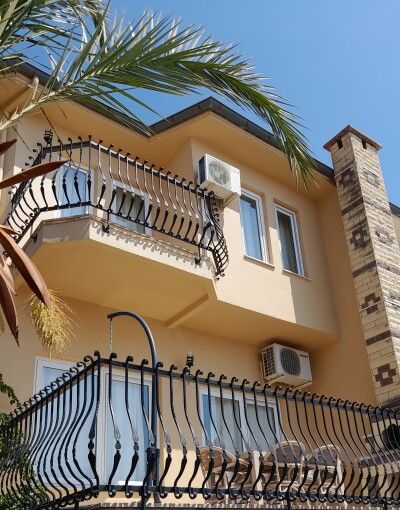 Goldcity'de  3+1 Ortak Havuzlu Villa-9