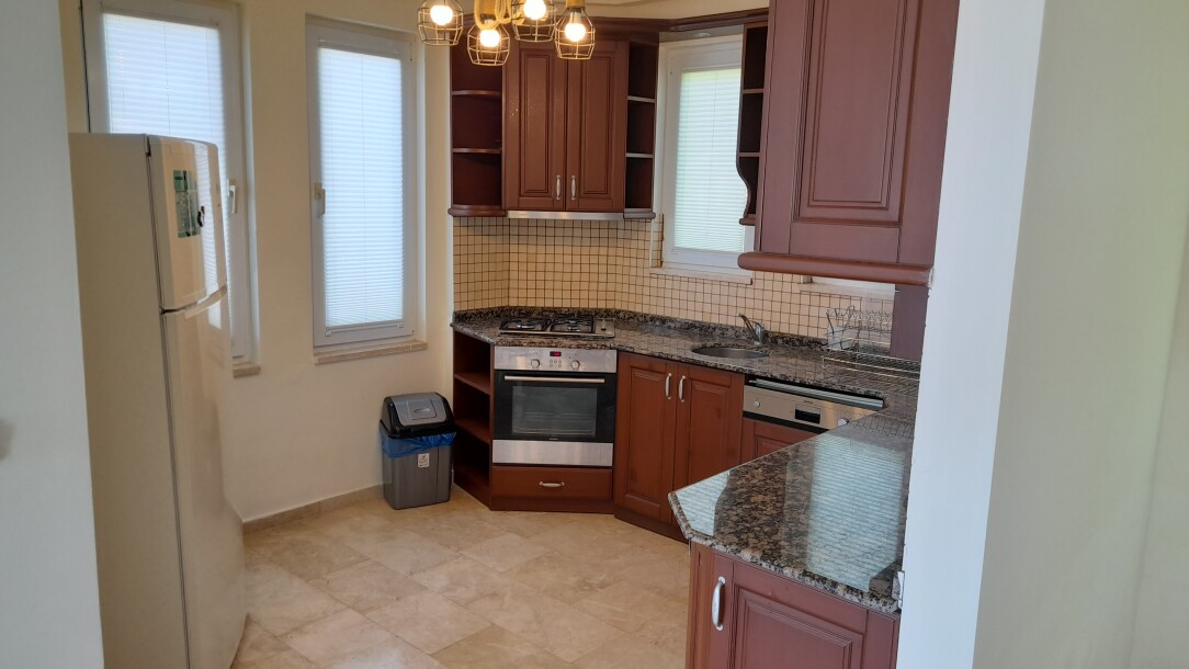 Goldcity'de  3+1 Ortak Havuzlu Villa-4