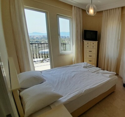 Goldcity'de  3+1 Ortak Havuzlu Villa-8