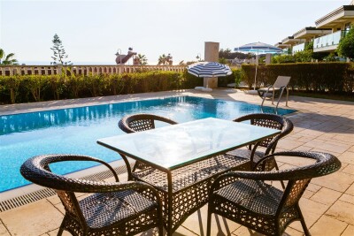 Goldcity'de Premium 3+1 Havuzlu Villa-2