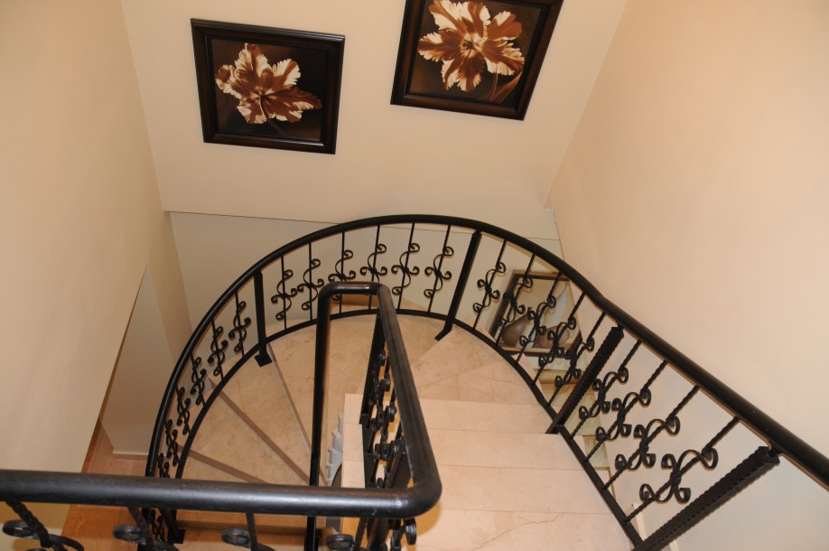 واحد دوبلکس ۳ خوابه در گلدسیتی با منظره توروس-14