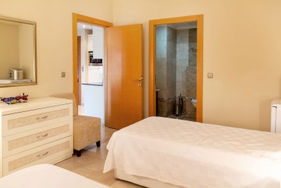 Резеденция в ГолдСити 2+1 ,  с видом на  море и Олимпийский бассейн-11