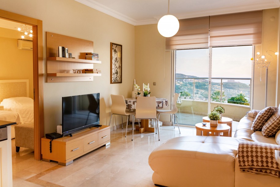 Резеденция в ГолдСити 2+1 ,  с видом на  море и Олимпийский бассейн-6