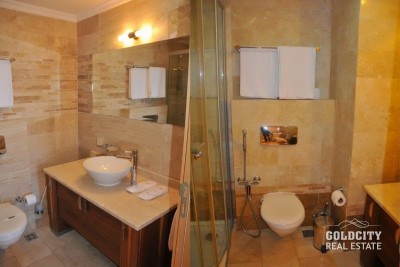 واحد ۳ خوابه با ۲ سرویس بهداشتی، در گلدسیتی با منظره قلعه آلانیا و دریا-4