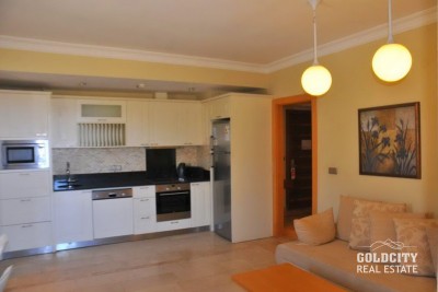 واحد ۳ خوابه با ۲ سرویس بهداشتی، در گلدسیتی با منظره قلعه آلانیا و دریا-9